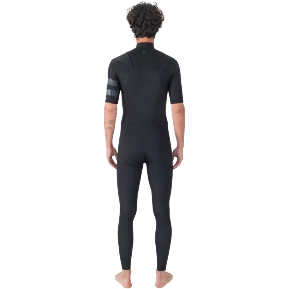 2025 Hurley Hombres Air 2/2mm Chest Zip Manga Corta Neopreno MFS0013212 - Black